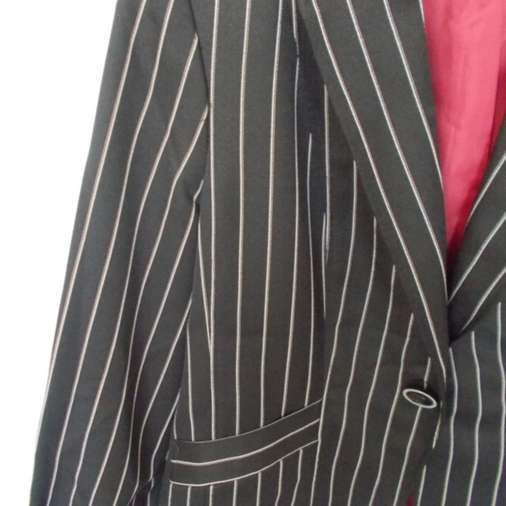 sold ..Cato Black & White Striped Plus Size Blazer - Picture 4 of 8